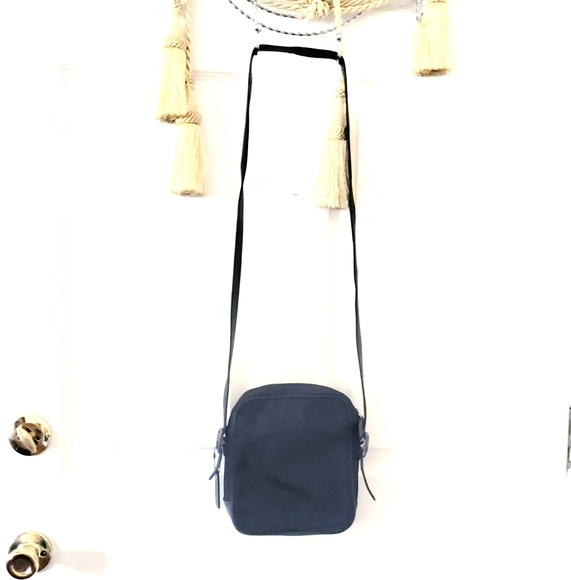 Vintage Coach nylon Crossbody messanger bag - Picture 7 of 7